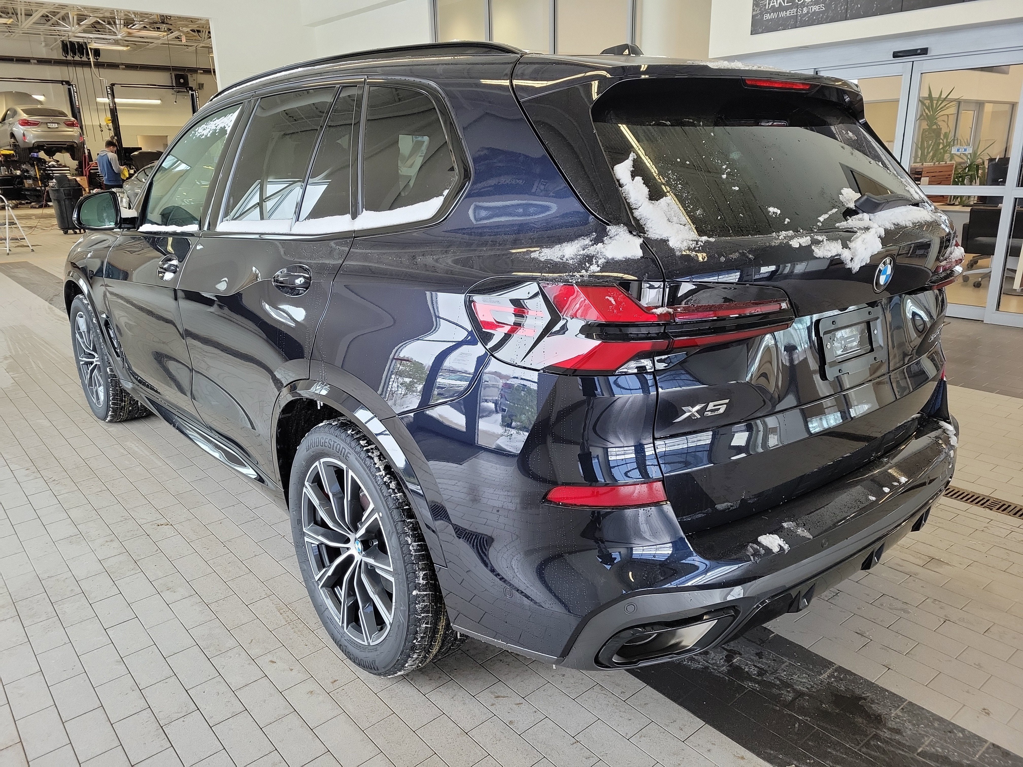 2026 BMW X5 — detail view