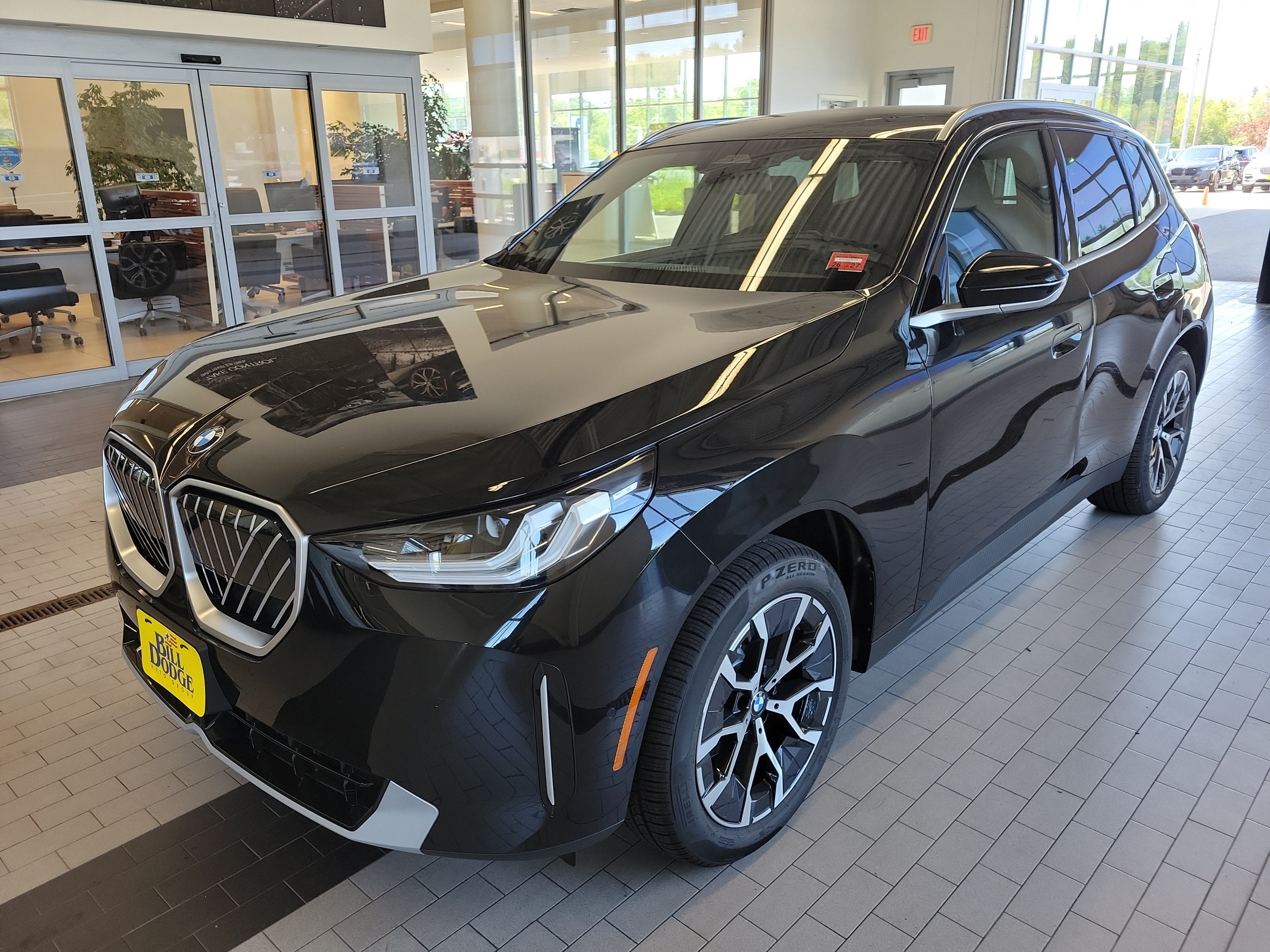2026 BMW X3 30 xDrive in Black Sapphire Metallic — front three-quarter view