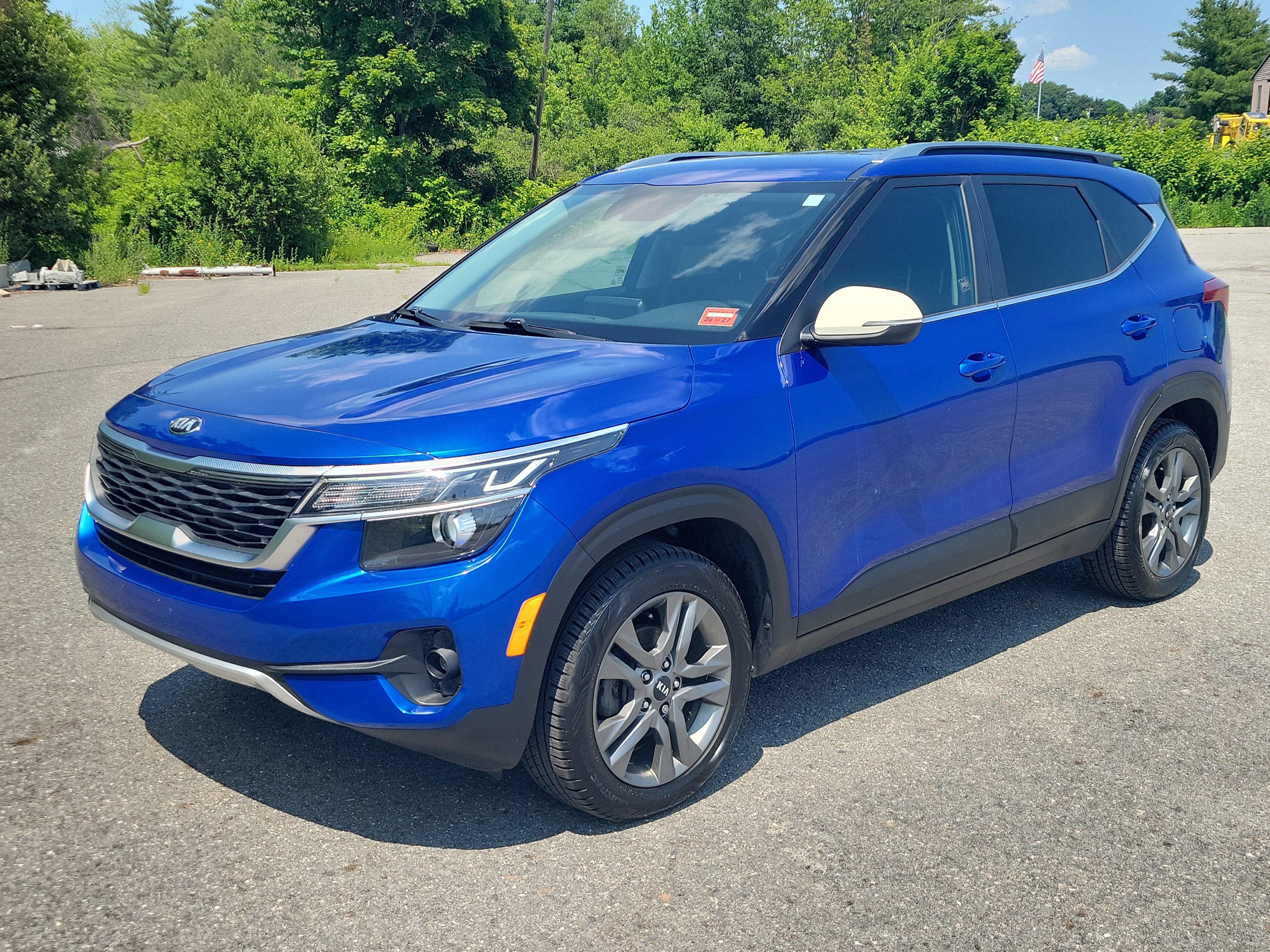 2021 Kia Seltos S in Neptune Blue — front three-quarter view