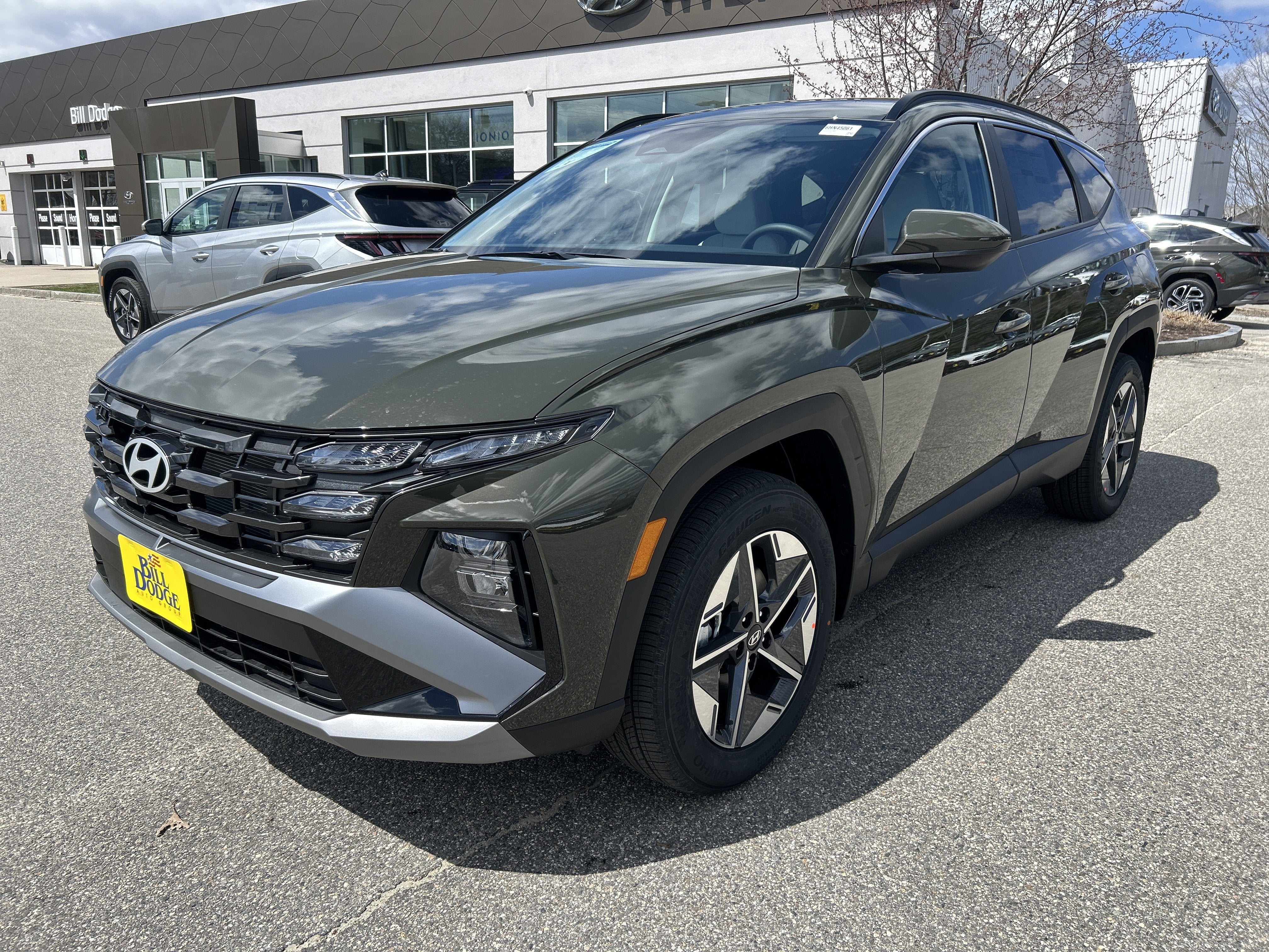 2026 Hyundai Tucson SEL in Rockwood Green — front three-quarter view
