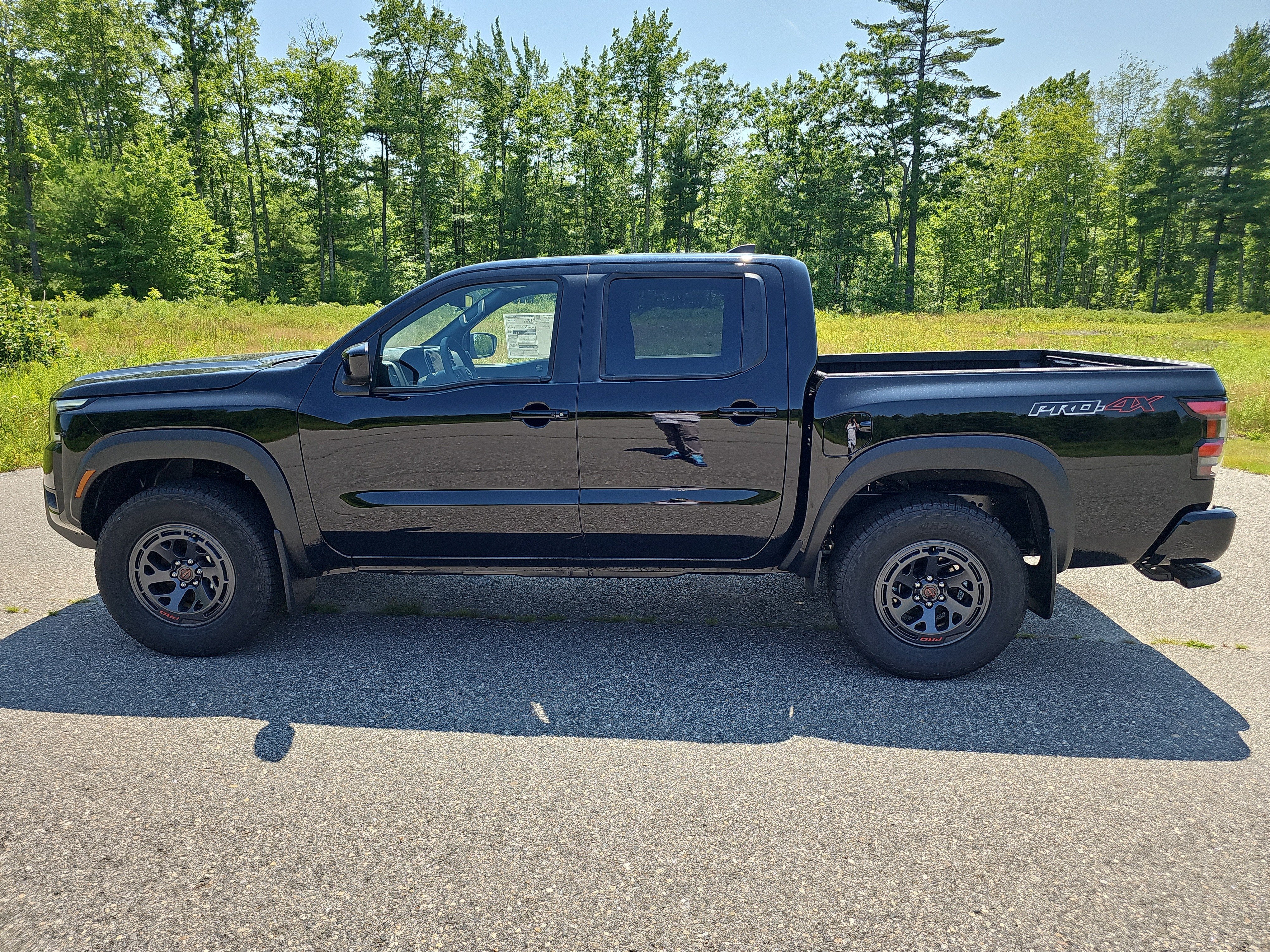 2026 Nissan Frontier — side profile view