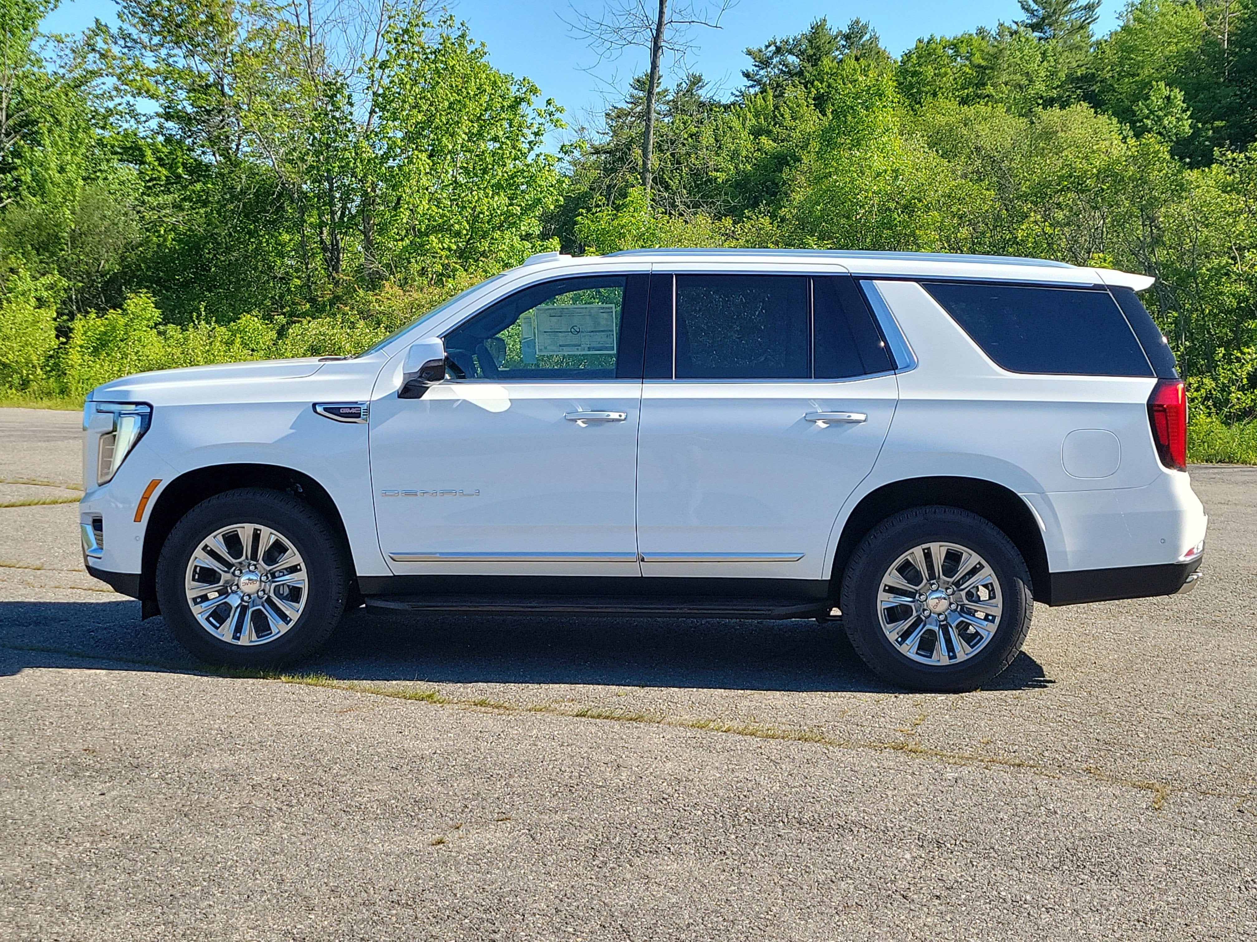 2026 GMC Yukon — side profile view