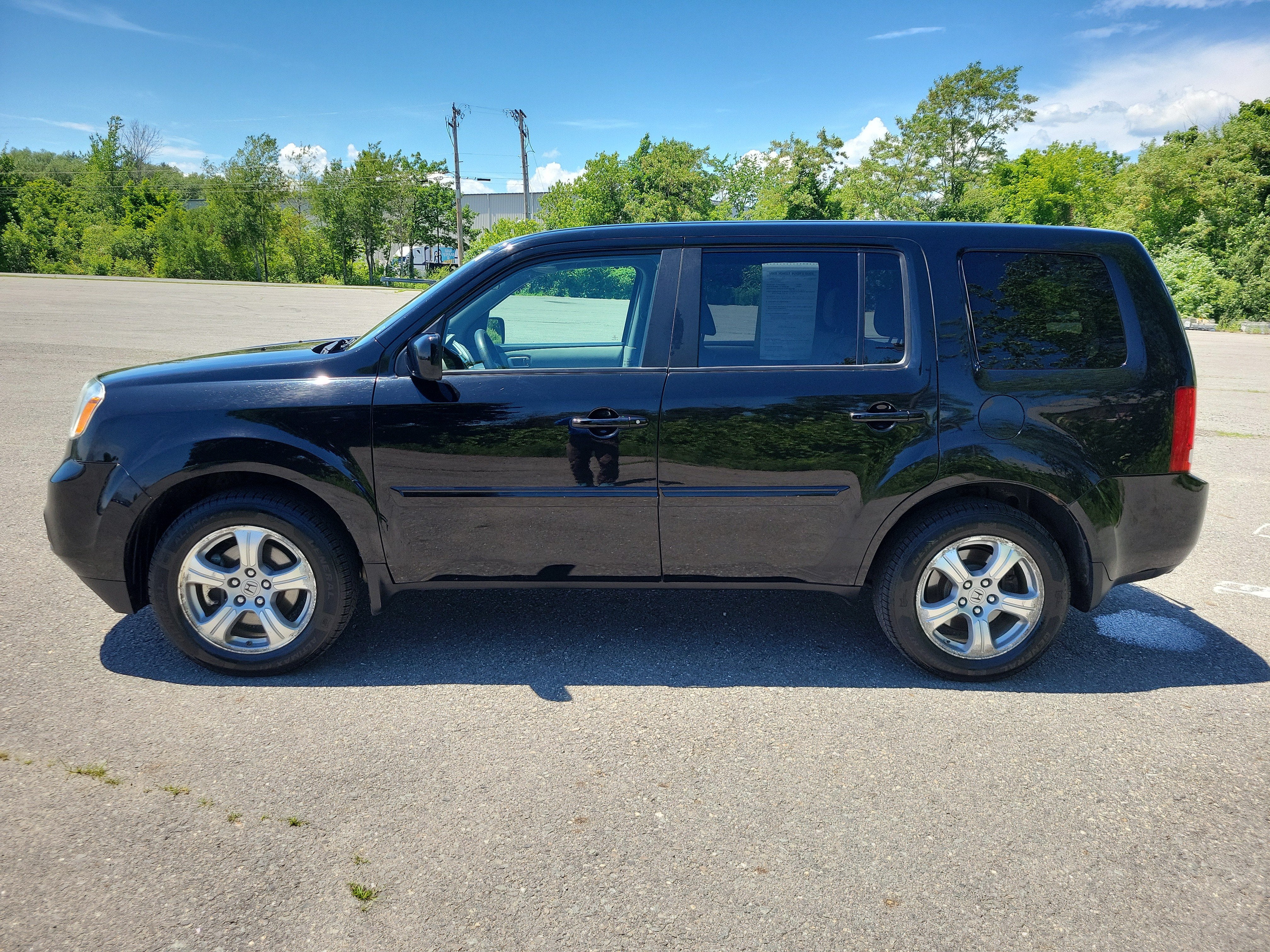 2014 Honda Pilot — side profile view