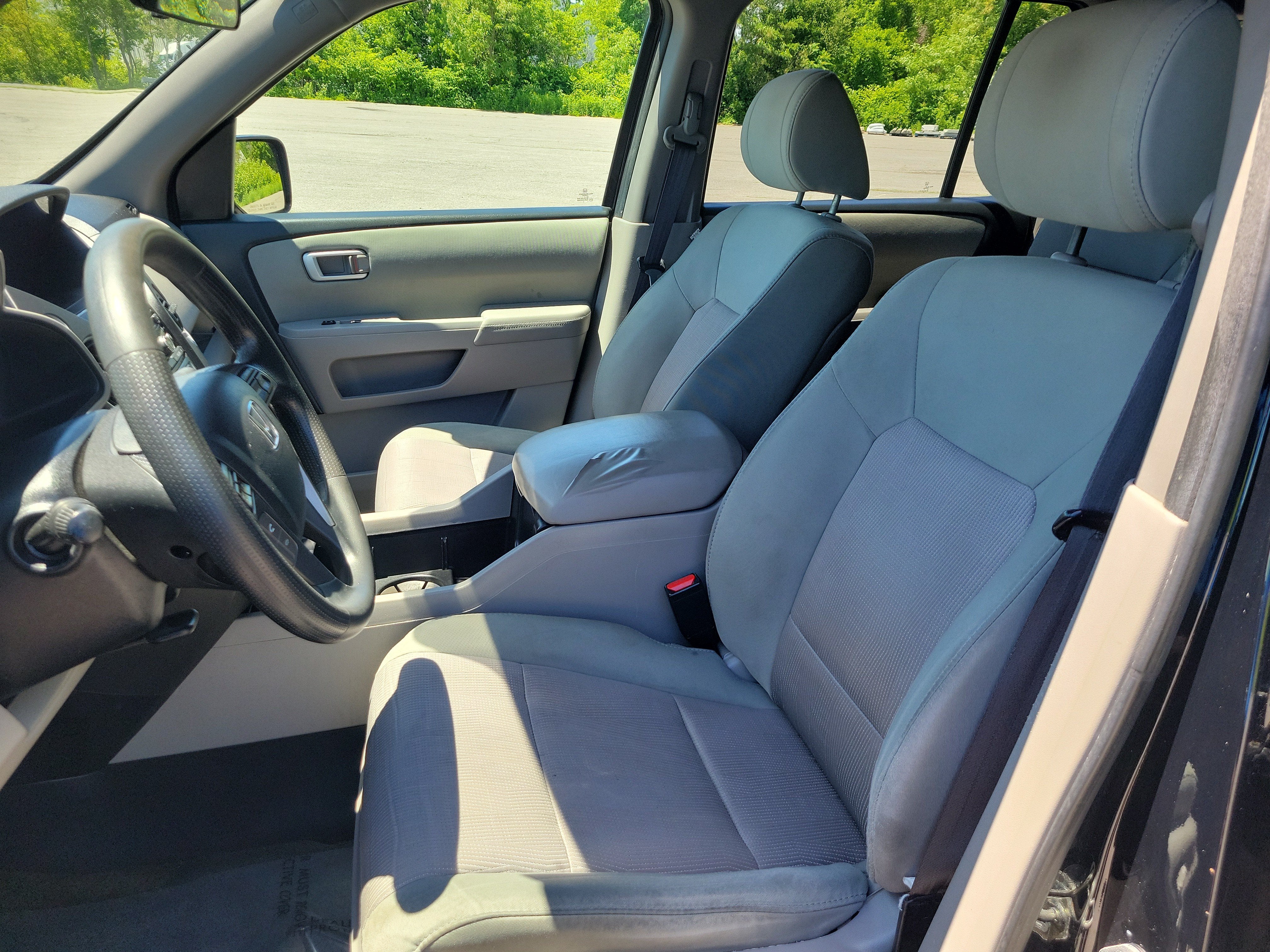 2014 Honda Pilot — interior view