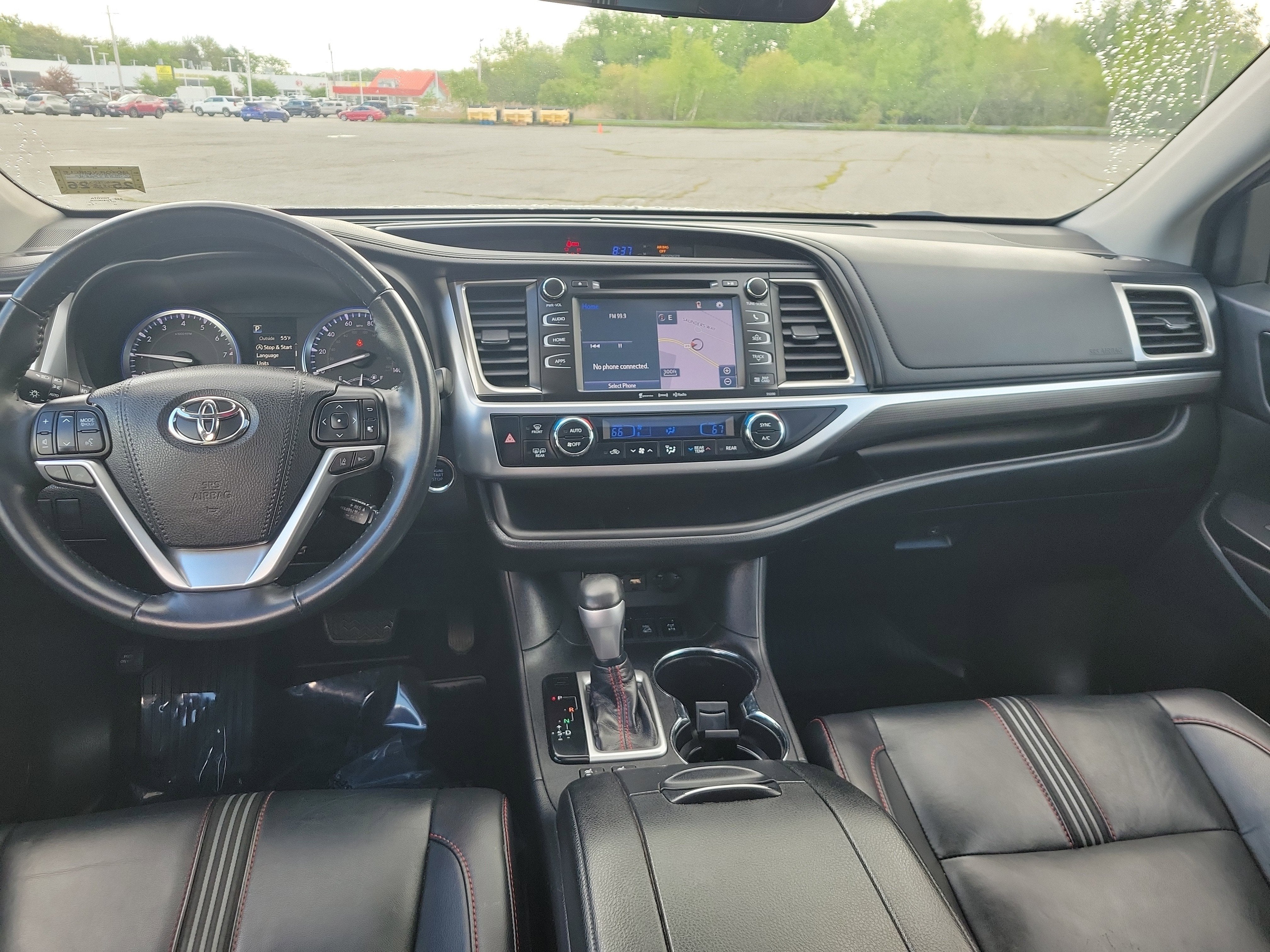 2019 Toyota Highlander — rear three-quarter view