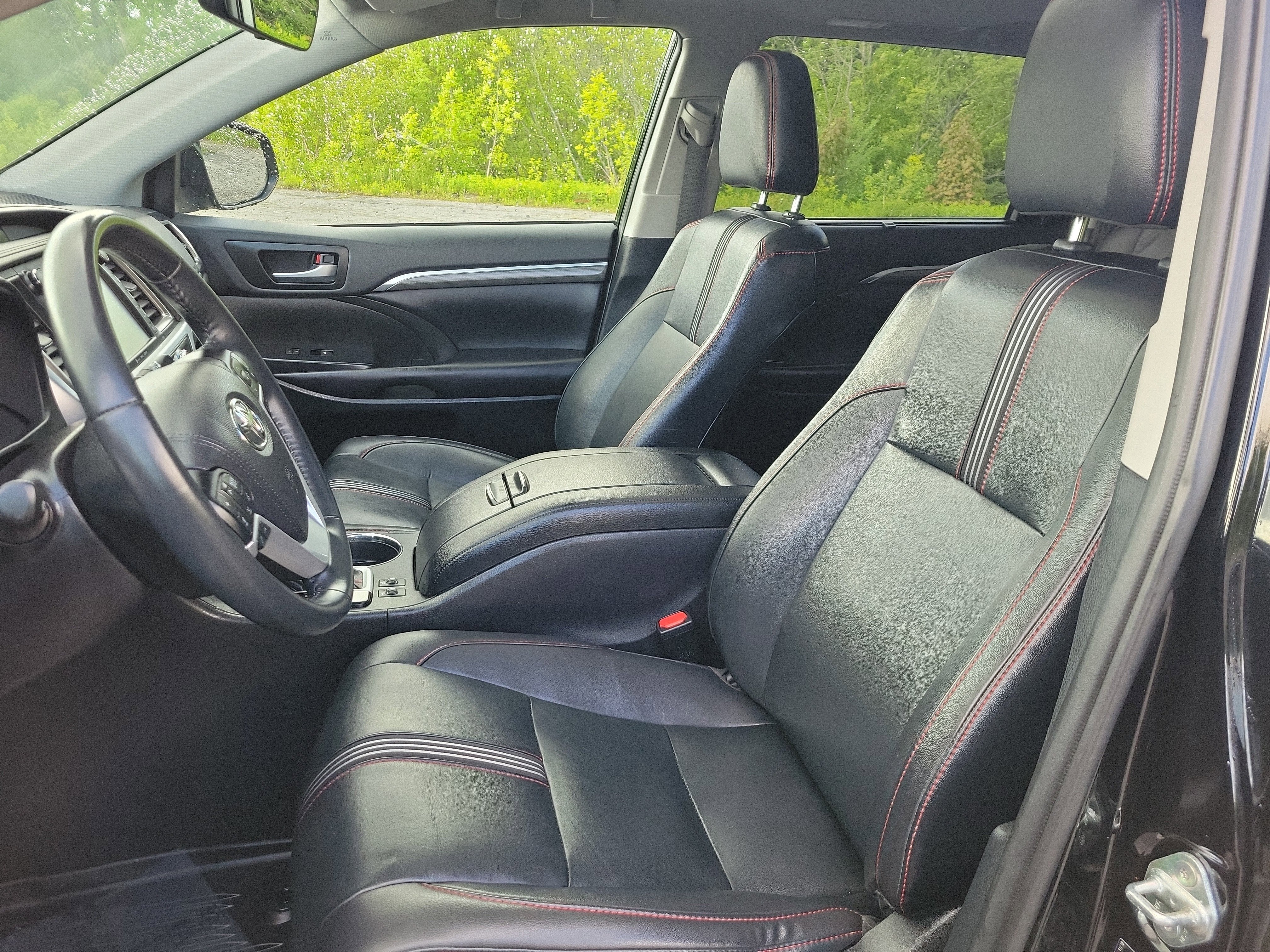 2019 Toyota Highlander — interior view