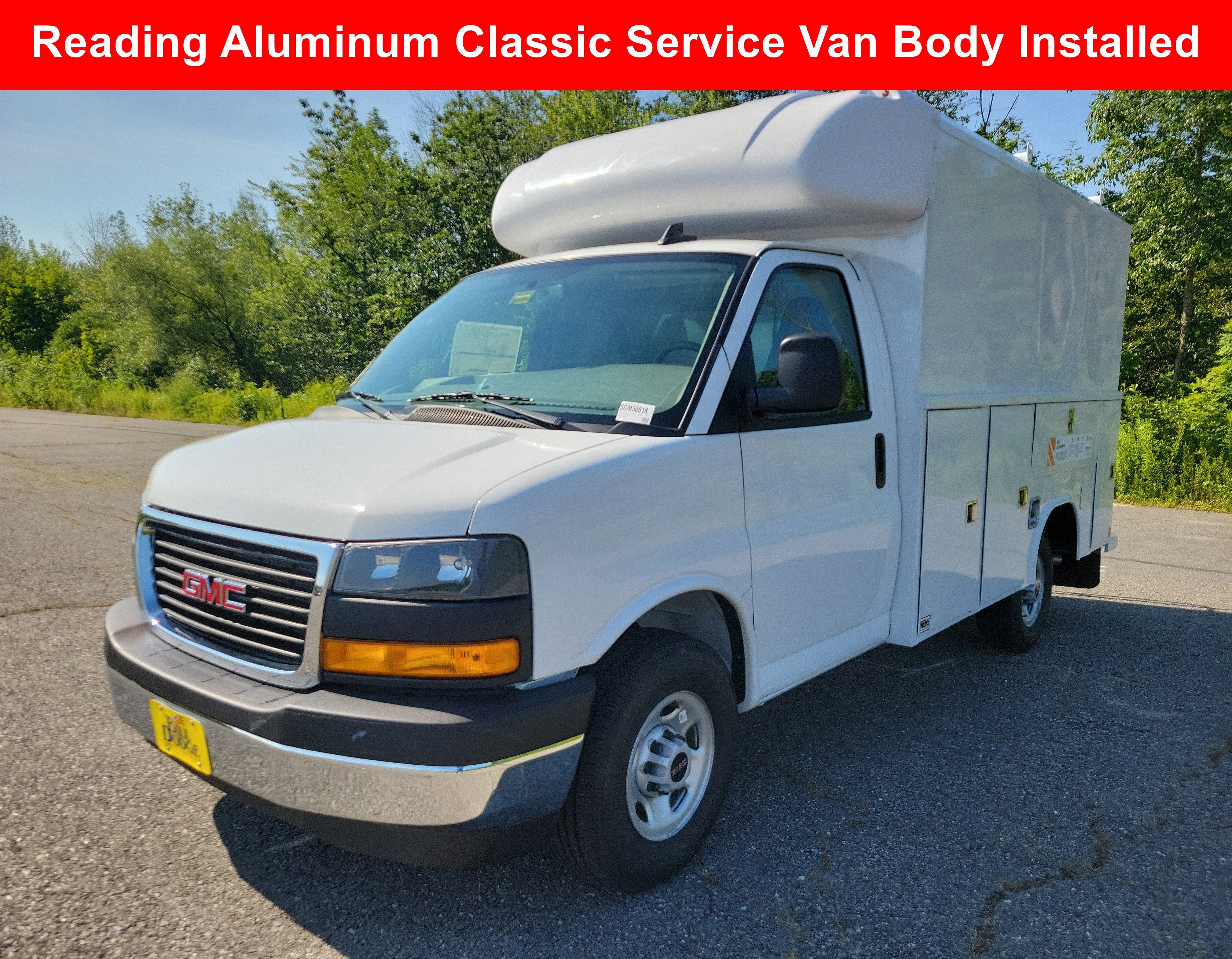 2025 GMC Savana Cutaway 3500