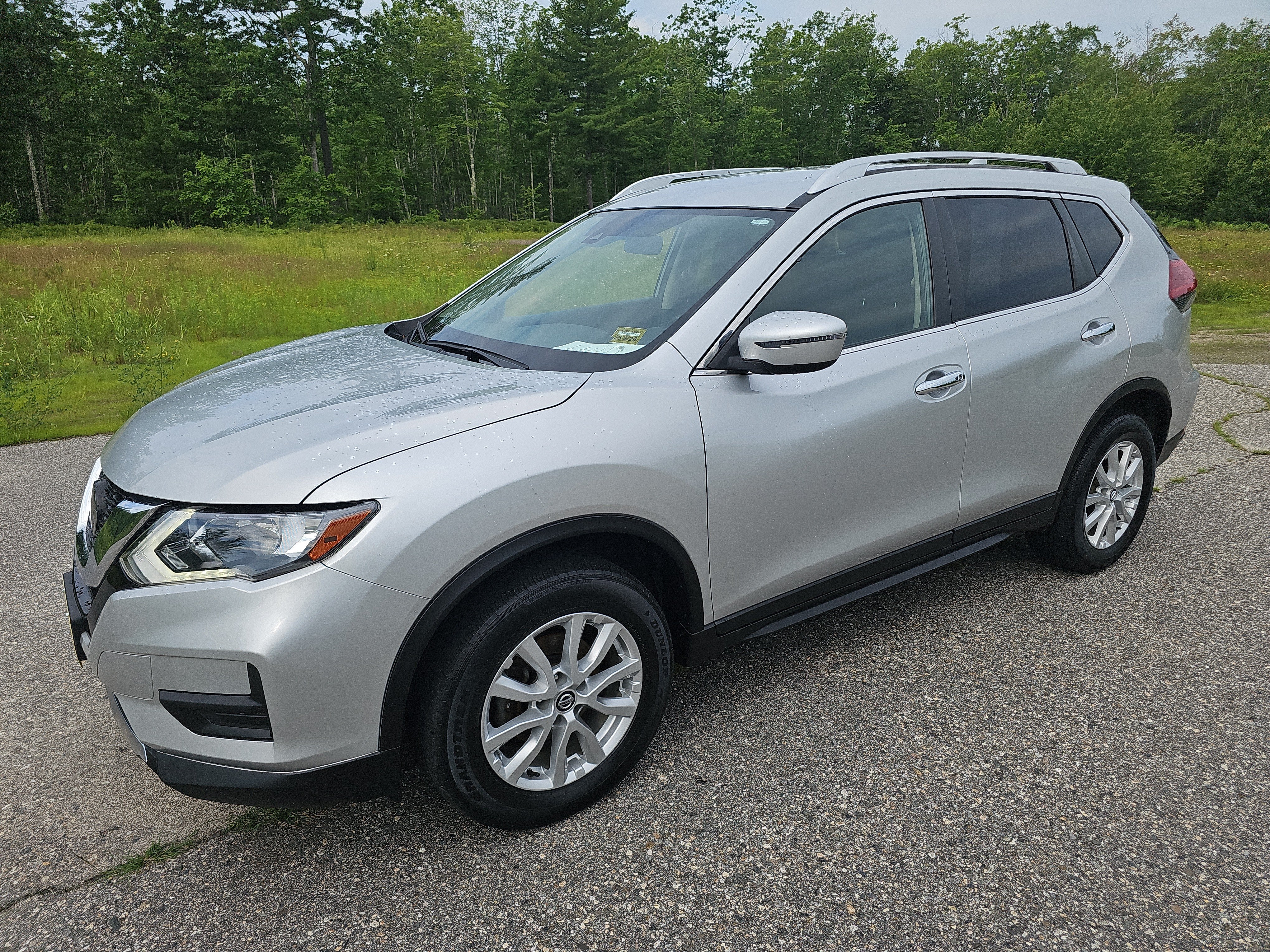 2019 Nissan Rogue SV in Brilliant Silver Metallic — front three-quarter view